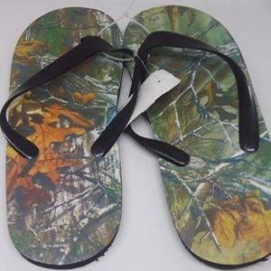 REALTREE MEN'S RUBBER CAMO 10.5 FLIP FLOPS